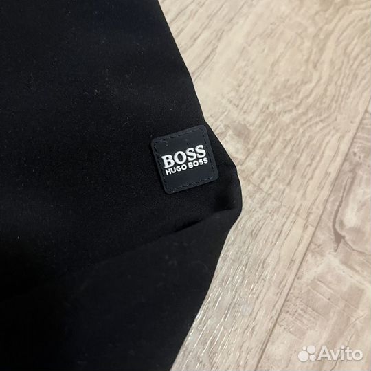 Куртка ветровка hugo boss