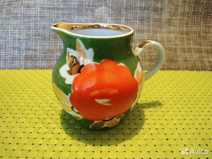 Молочник Дулево Роза на зелёном