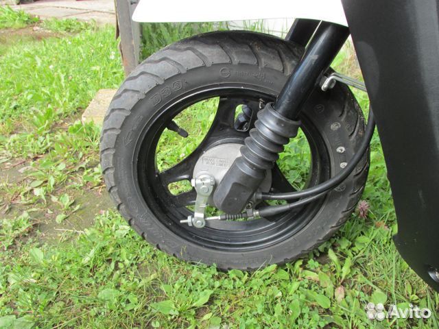 Скутер Suzuki Lets 6