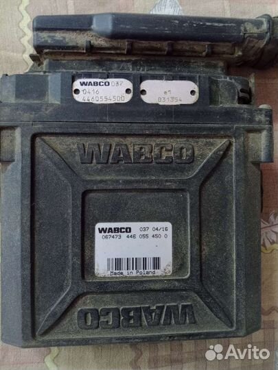 Блок управления пневмоподвеской iveco