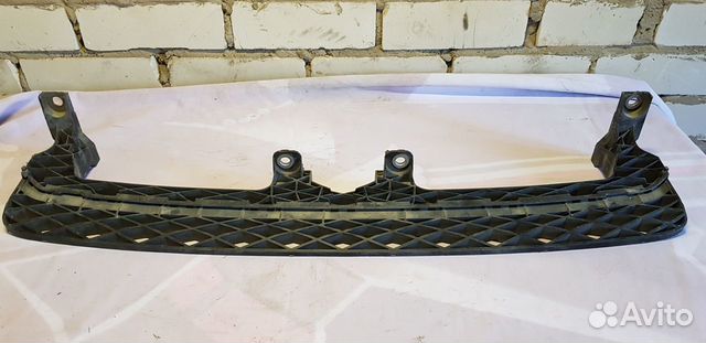 Volkswagen Passat B7 Усилитель переднего бампера