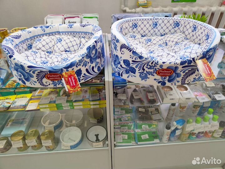 Лежанка для кошек и собак