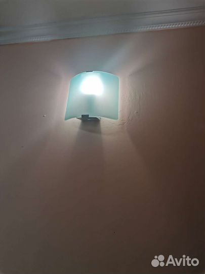 Настенный светильник бра, потолочный светильник