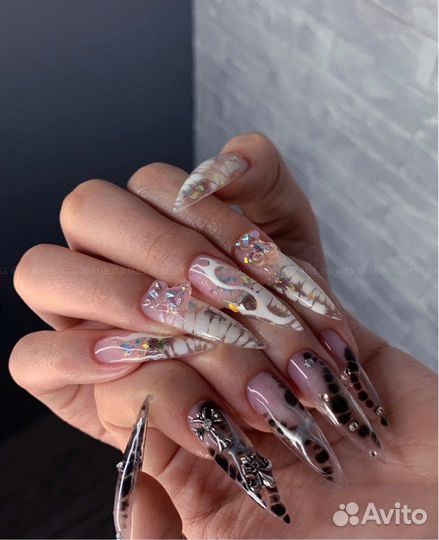 Маникюр Педикюр