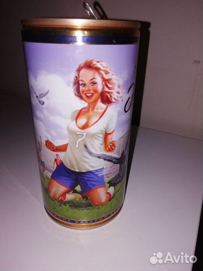 Банки пивные коллекционные. Художник В. Барыкин