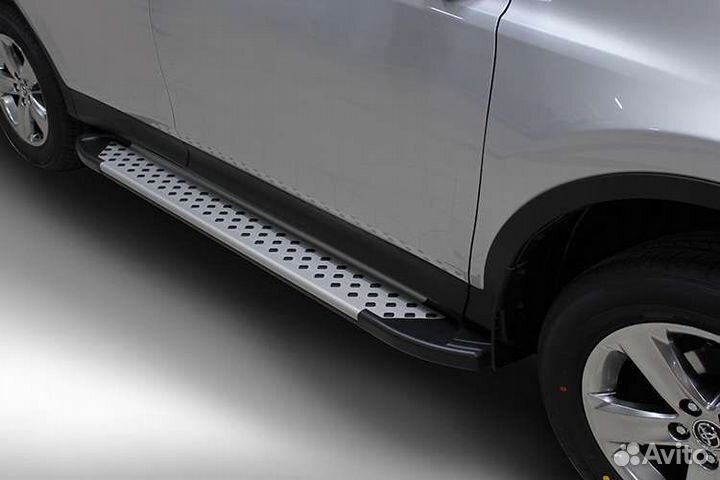 Пороги на toyota хайлендер с 2010-2020