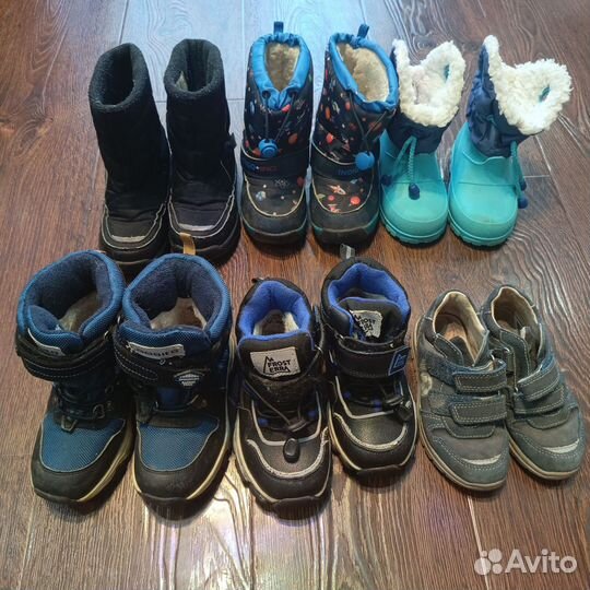 Отдам зимнюю обувь за фрукты. Р 26-27