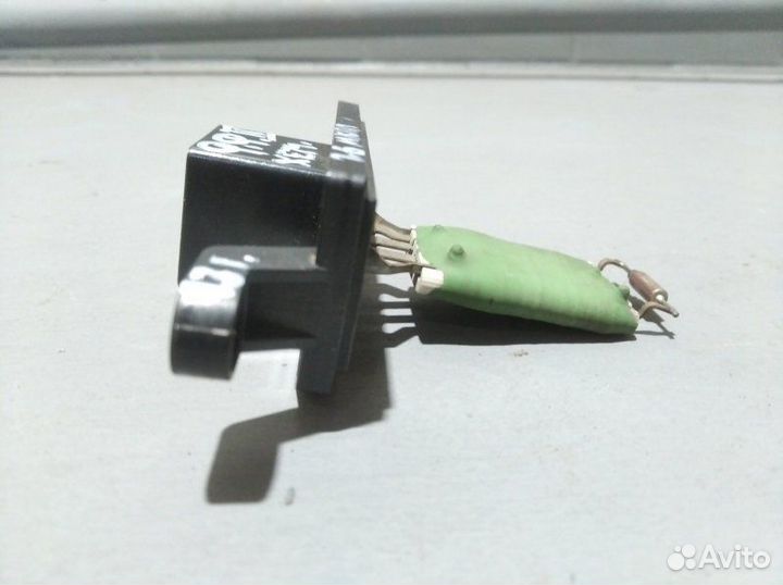 Резистор отопителя Ford Focus Iii хетчбек 1.6 2013