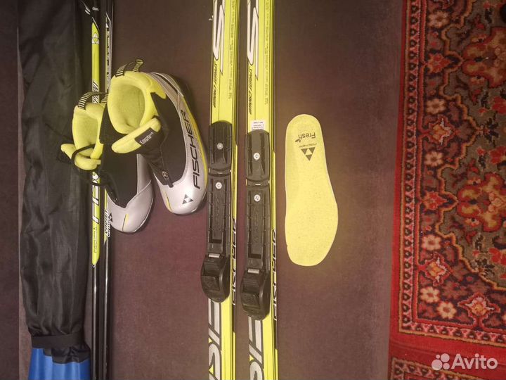 Беговые лыжи