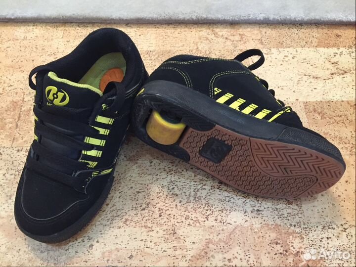 Кроссовки Heelys