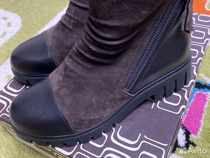 Ботинки женские