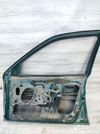 Дверь передняя правая Ford Mondeo, I 1995
