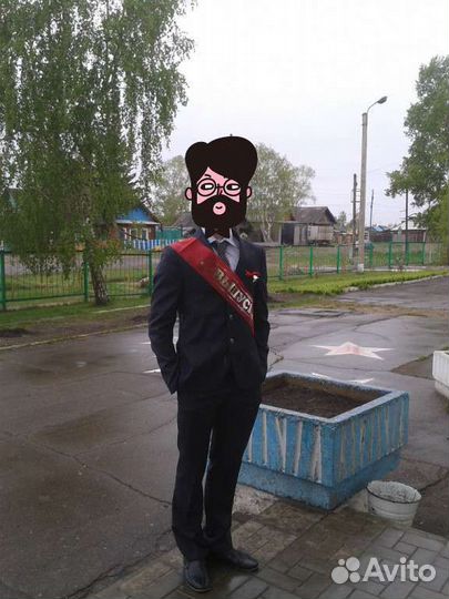 Мужской костюм
