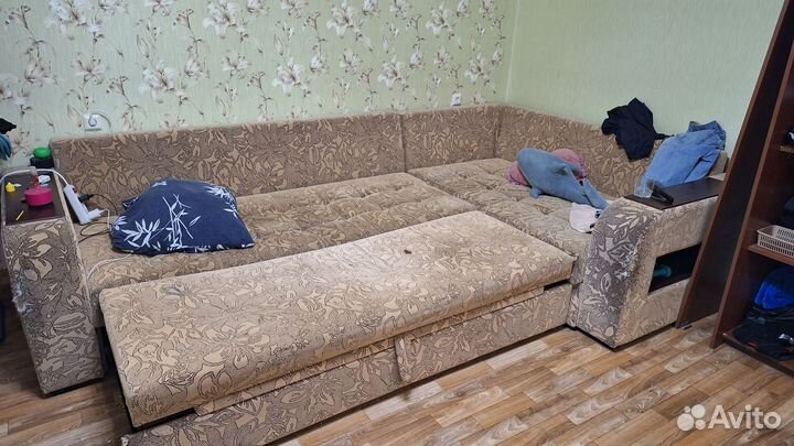 Угловой диван