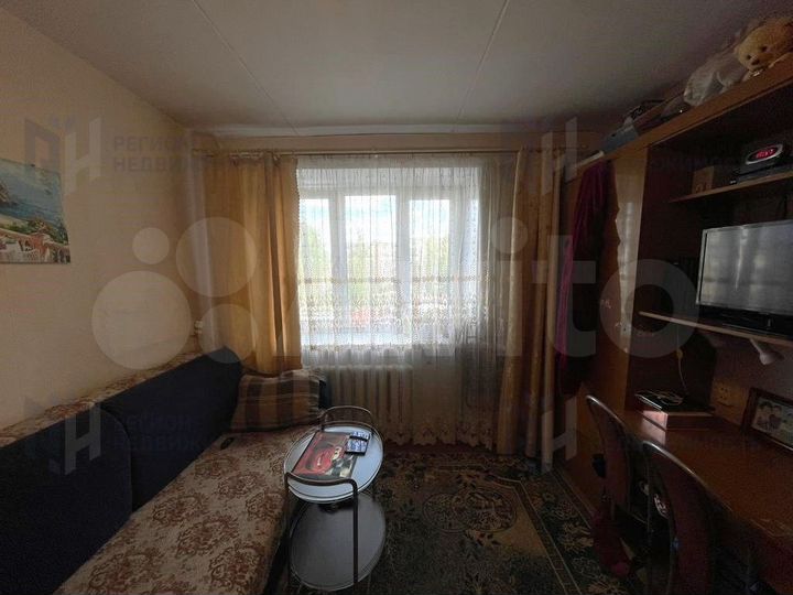 Комната 18 м² в 4-к., 2/5 эт.