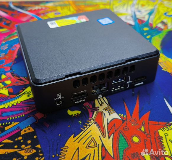 Мини компьютер intel NUC i3-7100u
