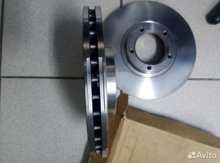 Тормозные диски Ford Transit 250133900