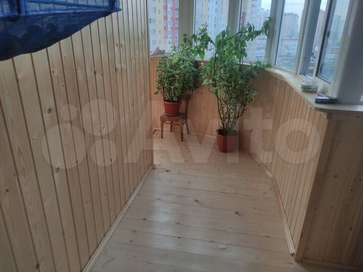 3-к. квартира, 90 м², 9/17 эт.