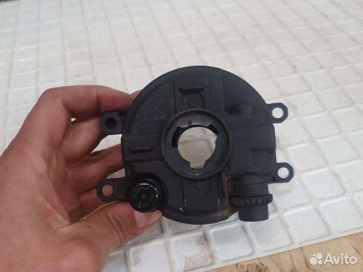 Противотуманная фара toyota camry 2007 aurus