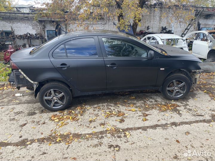 Автомобили на запчасти митцубиши ланцер10