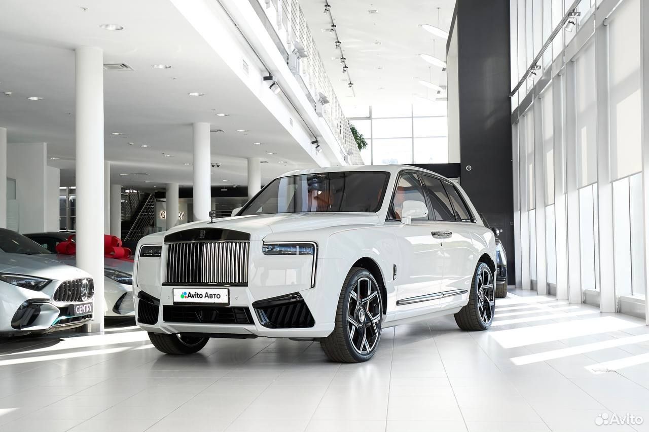 Rolls-Royce Cullinan 6.7 AT, 2025, 975 км