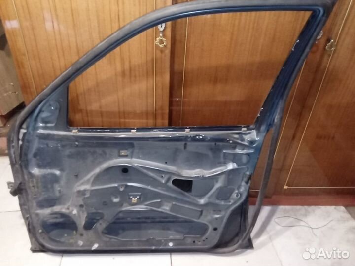Дверь от mercedes e230