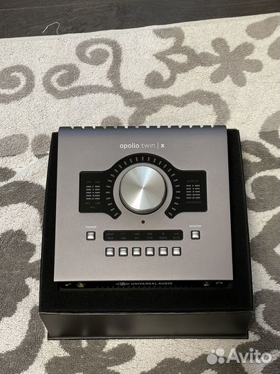 Звуковая карта Universal audio apollo twin X HE
