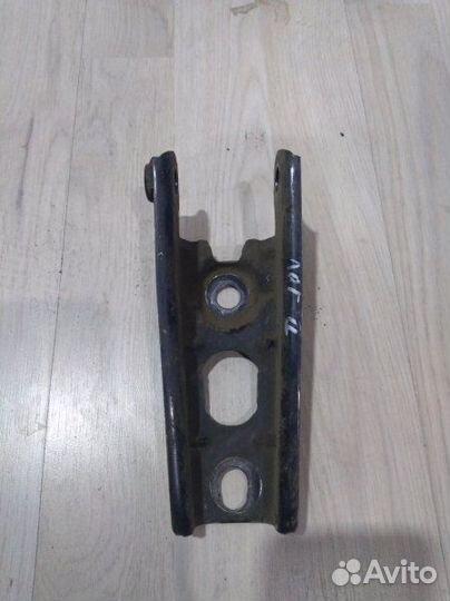 Кронштейн опора крепления кпп коробки передач Rena