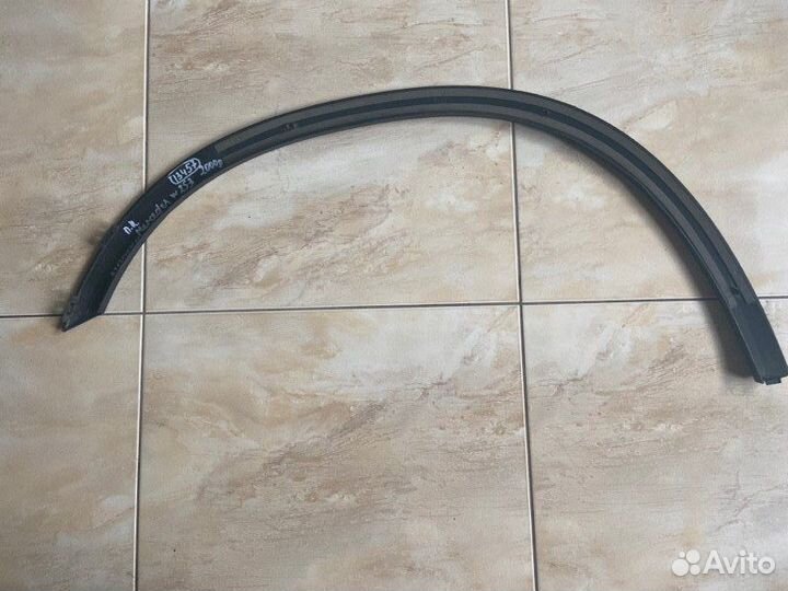 Расширитель крыла передний правый Mercedes W 253