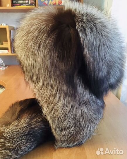 Женская новая меховая шапка