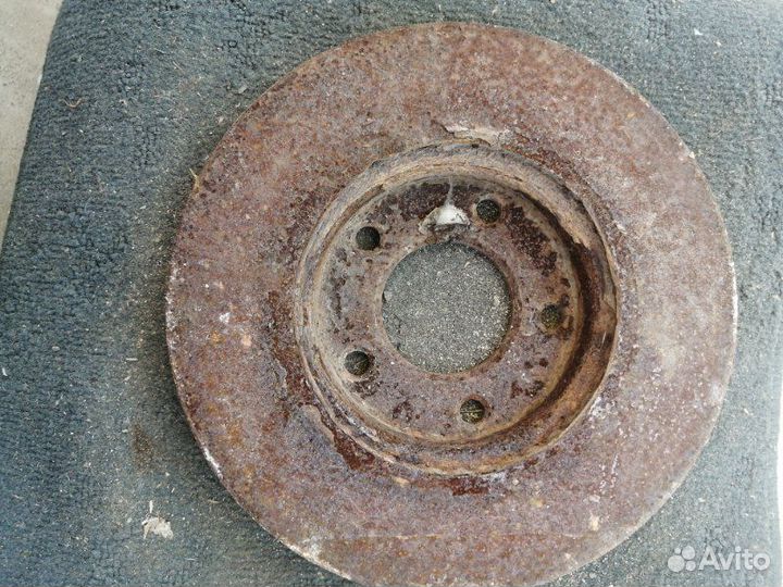 Тормозной диск передний Mazda 3 BK