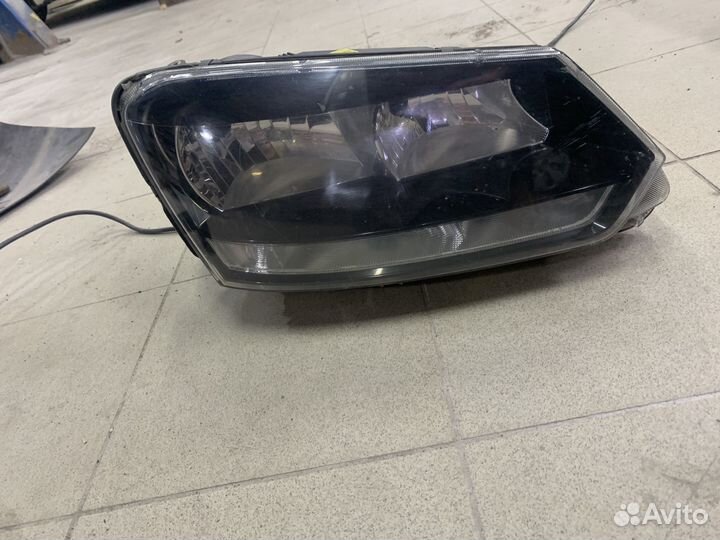 Фара правая skoda yeti рестайлинг