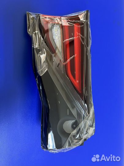 Задний фонарь в крышку багажника Мazda CX-5,левый