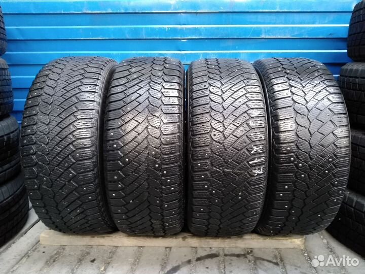 Continental ContiIceContact 235/55 R17 98V
