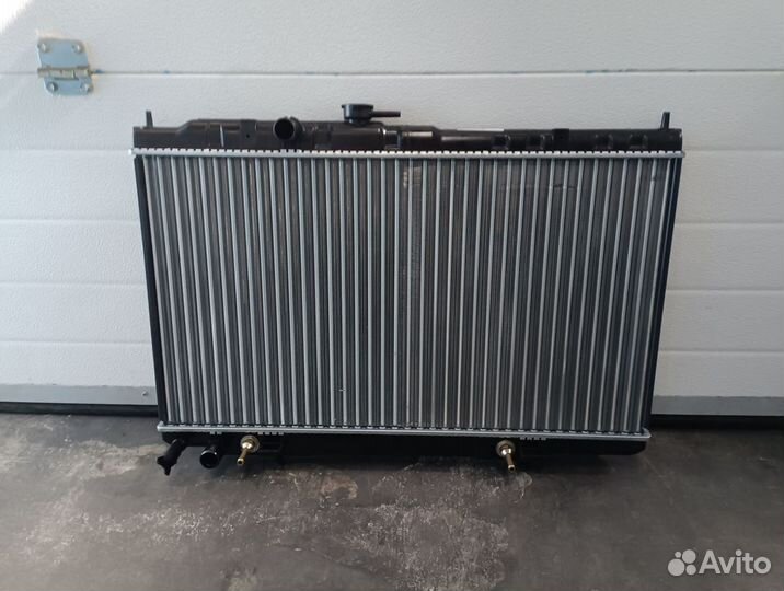 Радиатор Nissan Almera classic
