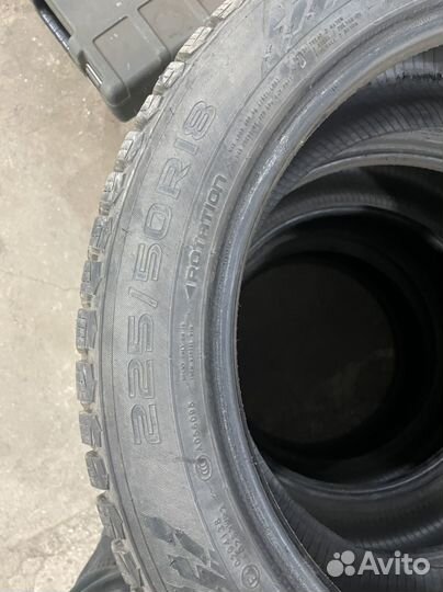 Nokian Tyres Hakkapeliitta 8 225/50 R18