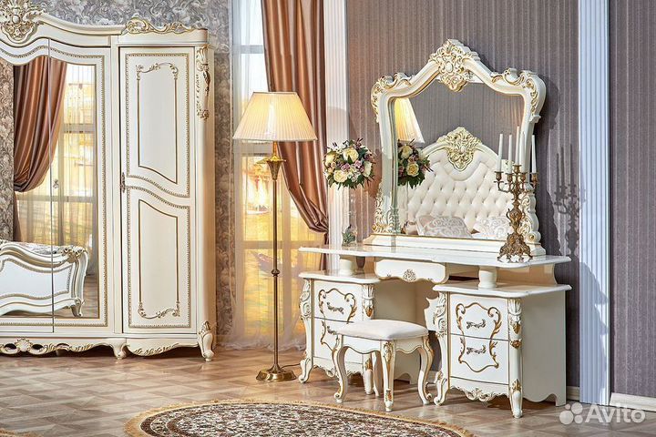 Продам спальный гарнитур