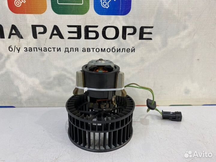 Мотор отопителя (печки) Mercedes-Benz Gl-Class