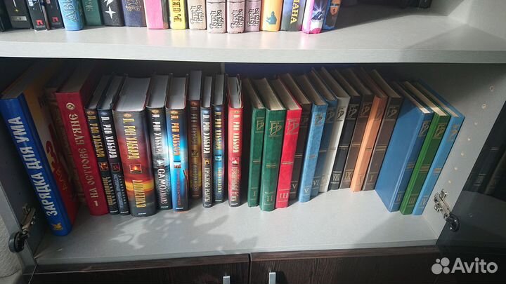 Продаю книги