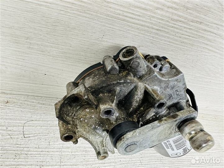 Моторчик стеклоочистителя передний Mercedes