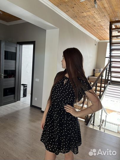 Платье в горошек