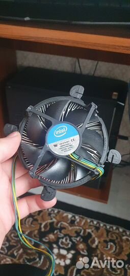 Кулер процеccорный E97379-001