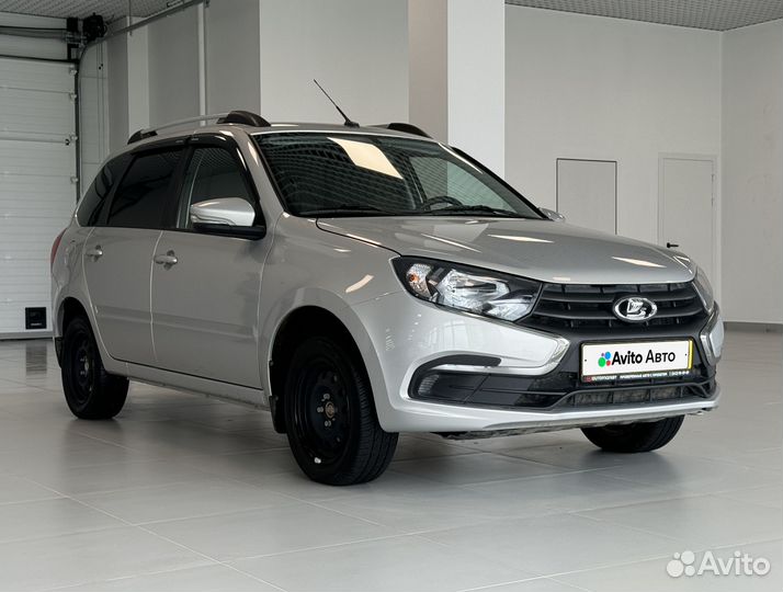 LADA Granta 1.6 МТ, 2022, 22 000 км