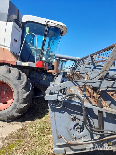 Комбайн Ростсельмаш Acros 530, 2011