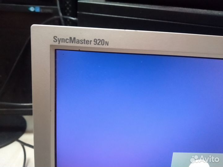 Монитор Samsung 19 дюймов