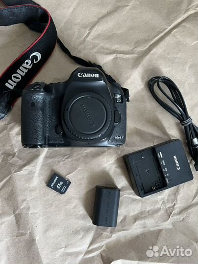Фотоаппарат canon 5D mark iii
