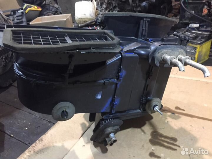 Корпус печки в сборе Ford Focus 1 2002г. 1.8л. tdd