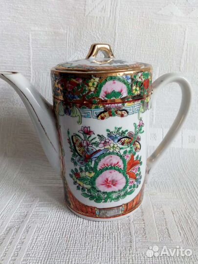 Антикварный китайский сервиз с ручной росписью