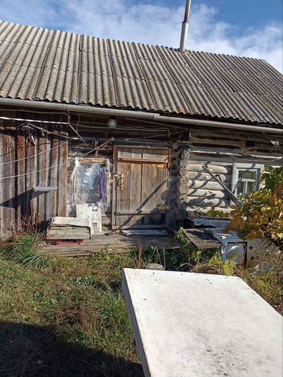 Дом 33 м² на участке 3 сот.