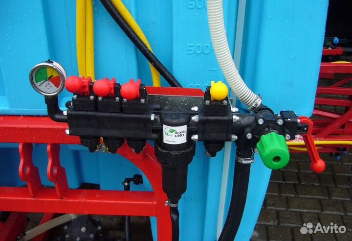 Опрыскиватель навесной